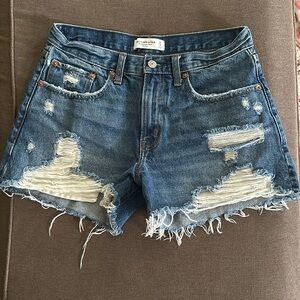 Abercrombie & Fitch boyfriend shorts
